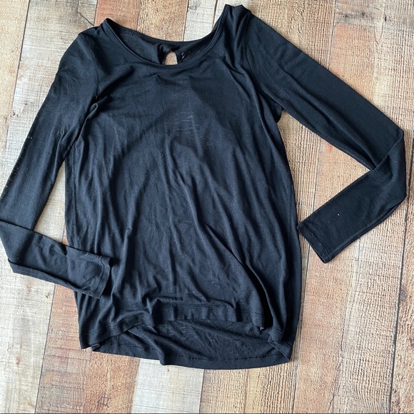 EUC Lululemon Low Key Long Sleeve sz 4 - Picture 2 of 3